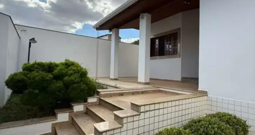 Casa para venda em araxá, centro, 4 dormitórios, 1 suíte, 4 banheiros, 10 vagas