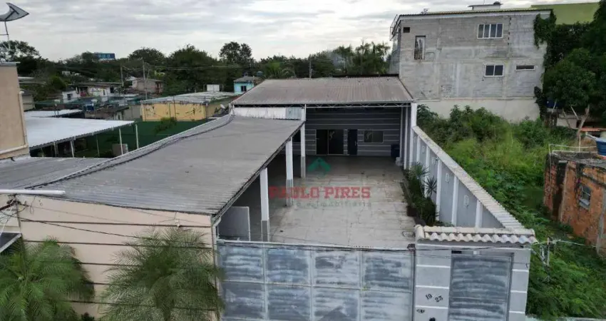 Barracão / Galpão / Depósito com 3 salas para alugar na Rua Santa Rosa, 19, Km 32, Nova Iguaçu