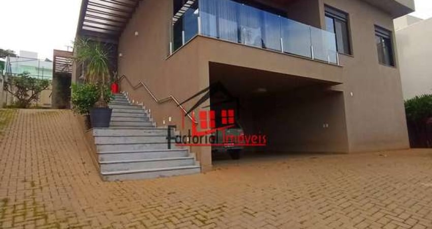 Aluga-se Casa Moderna com 4 Suítes em 1.000m² de área Bairro  Garças!