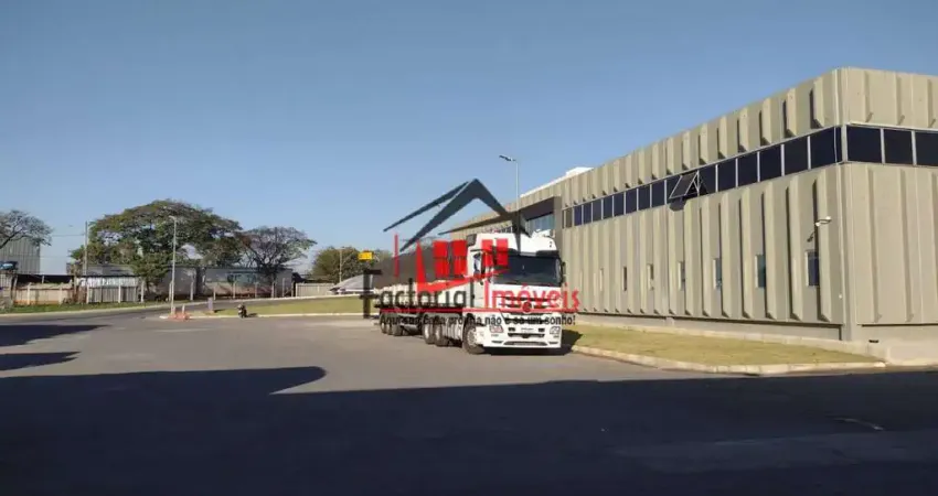 Galpão com 1058m² em Polo Industrial no Cinco