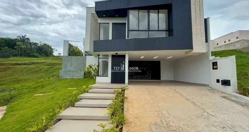Casa Subtérrea com 4 suites plenas, sendo uma master.