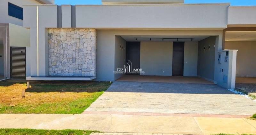 Casa Térrea com 3 suítes plenas no Parqville Jacarandá.