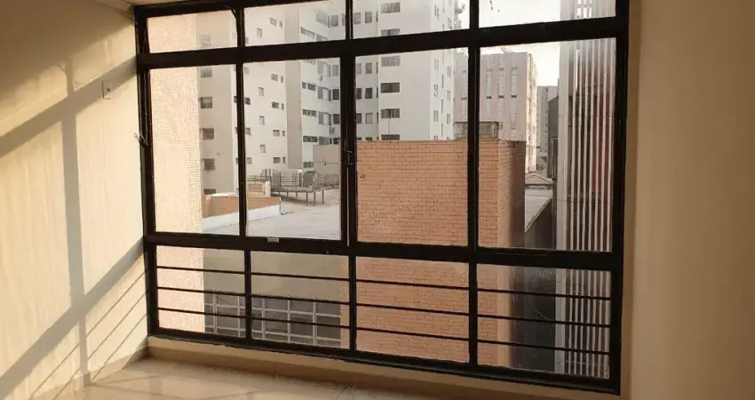 Imperdível conjunto comercial para venda em Centro, 25m²