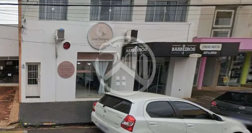 Casa com 4 quartos para alugar no Centro, São Carlos 
