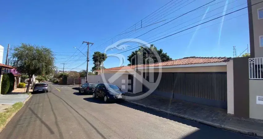 Casa com 3 quartos para alugar na Cidade Jardim, São Carlos 