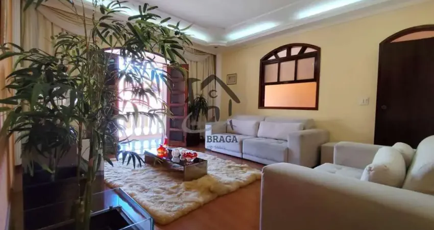 Casa para Venda em Juiz de Fora, Quintas das Avenidas, 4 dormitórios, 1 suíte, 4 banheiros, 3 vagas