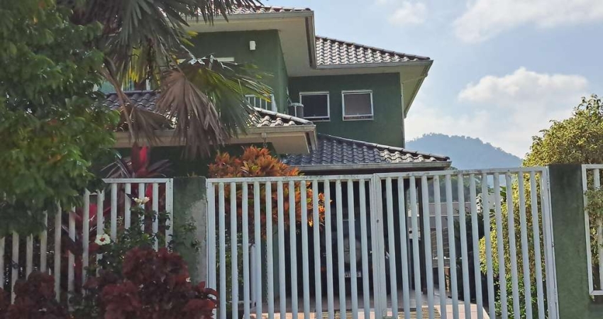 Prédio à venda na Rua dos Bem te vis(Cond Res G Éden), Pilar, Maricá