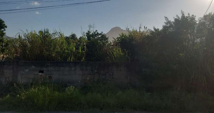 Prédio à venda na Rua Dezessete de Novembro, Praia de Itaipuaçu (Itaipuaçu), Maricá