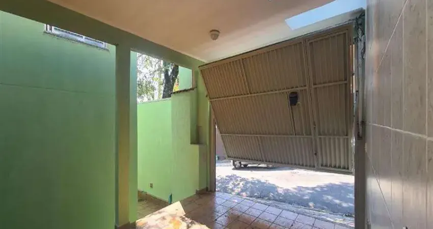 Casa com 3 quartos à venda na Rua Antônio Peres Mulla, Vila Carrão, São Paulo