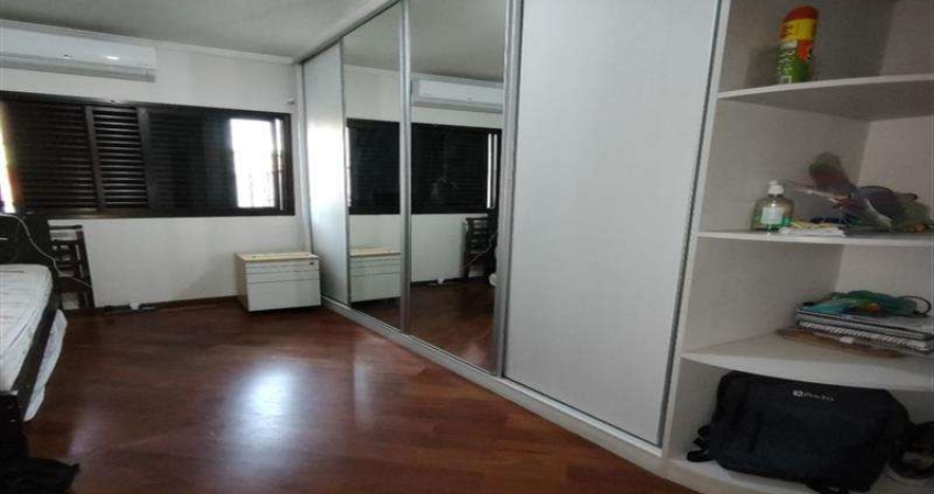 Casa com 3 quartos à venda na Rua São Lourenço, Vila Alpina, São Paulo