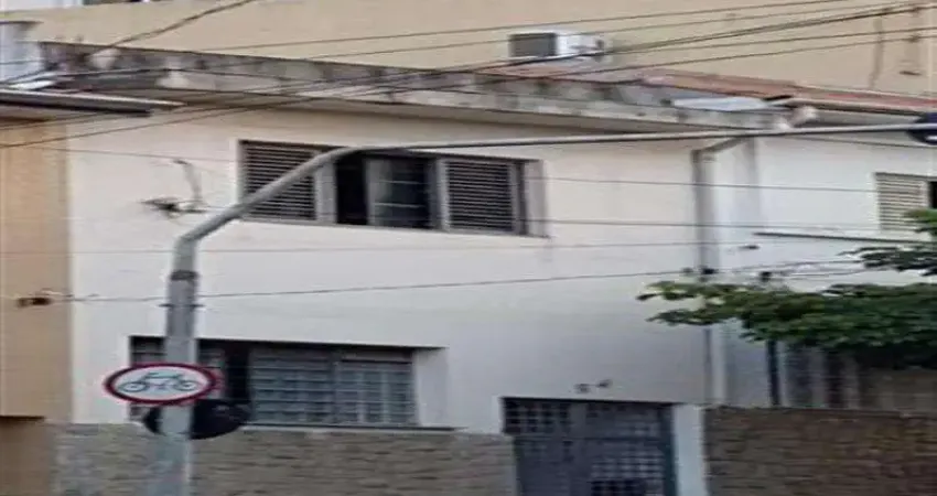 Casa com 2 quartos à venda na Rua Jaboticabal, Vila Bertioga, São Paulo