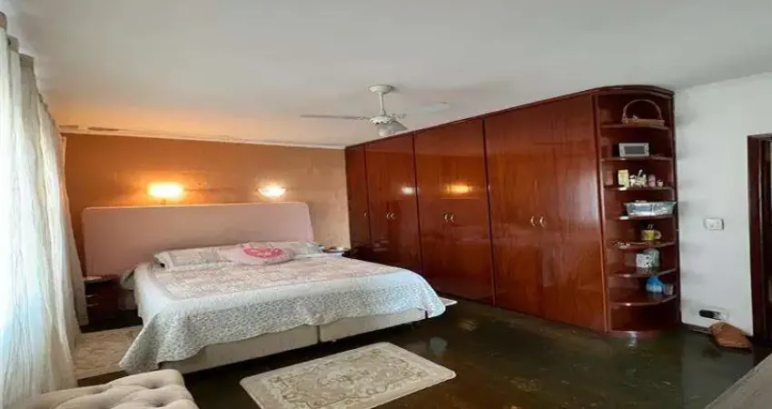 Casa com 3 quartos à venda na Rua Condado do Norte, Jardim Fernandes, São Paulo