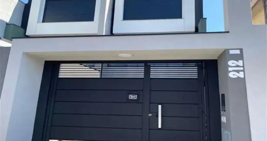 Casa com 3 quartos à venda na Rua Frutuoso Gomes, Vila IVG, São Paulo