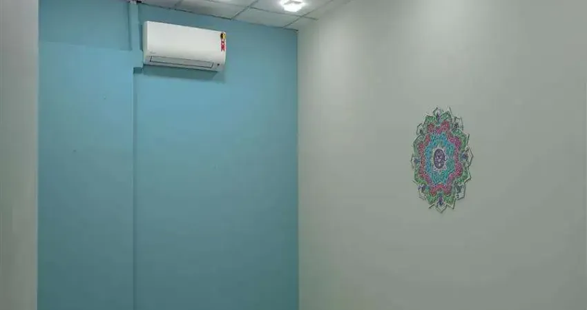 Sala comercial para alugar na Rua Juvenal Parada, Mooca, São Paulo
