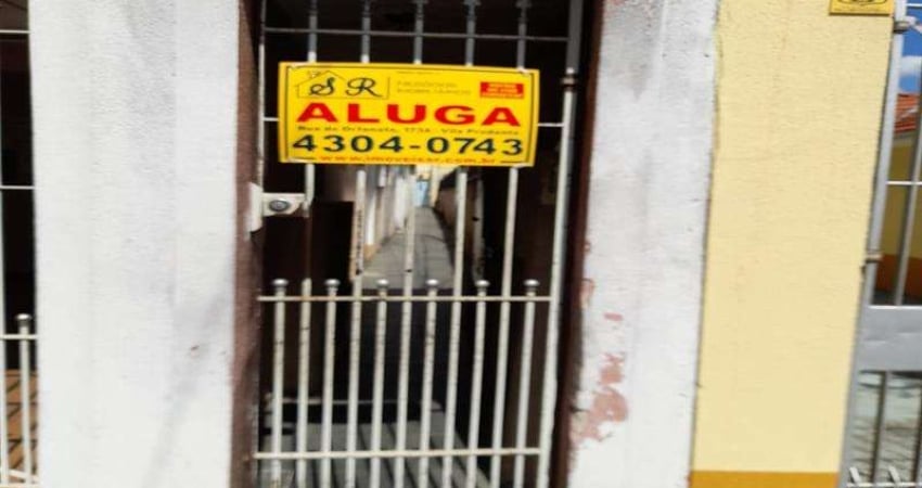 Casa com 1 quarto para alugar na Rua Cavour, Vila Prudente, São Paulo