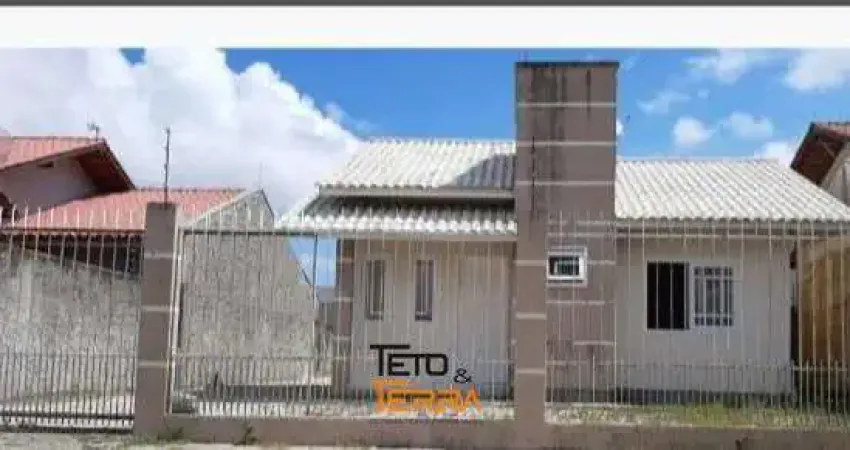 Casa á venda no bairro Universitário em Tijucas/SC, 49m²