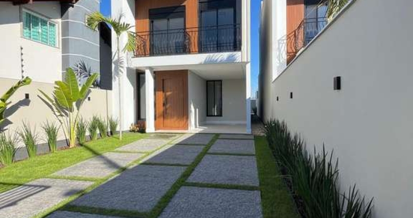 Excelente Sobrado com Piscina - Residencial Caribe 132,83m²