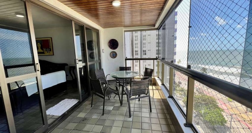 Excelente apartamento à Venda, na AV. Boa Viagem; com 4 quartos, sendo duas suítes; sala para 5 amb