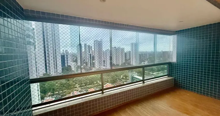 Apartamento 198m à venda em maravilhosa localização, a 100m da praça de casa forte; 4 suítes; ampla