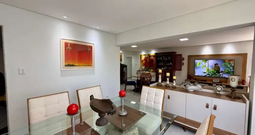 Apartamento todo reformado; 154M; 3 quartos, sendo dois suítes; 1 vaga; Boa Viagem, Recife; PE