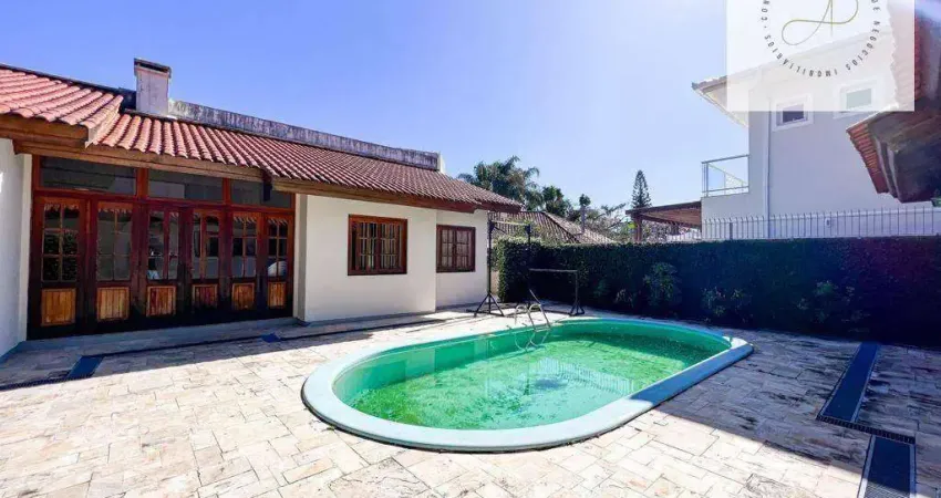 Casa com 8 dormitórios à venda, 337 m² por R$ 2.300.000,00 - Santa Mônica - Florianópolis/SC