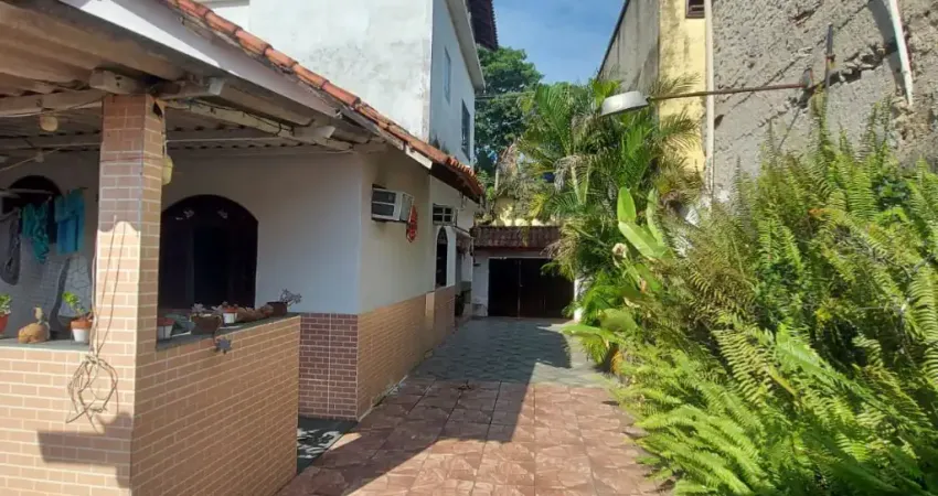 Casa com 2 quartos à venda na Rua Vinte e Sete de Novembro, Vila Santa Alice, Duque de Caxias
