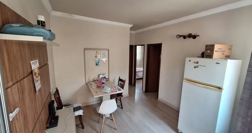 Apartamento 2 quartos, 1 vaga, armários, bairro camargos, belo horizonte/mg
