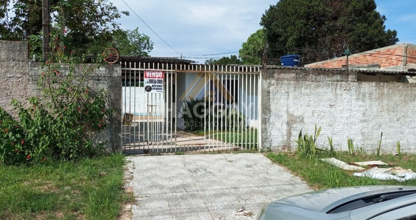 Conforto e Lazer no Litoral: Casa com Piscina em Terreno de 375 m² – Shangri-Lá