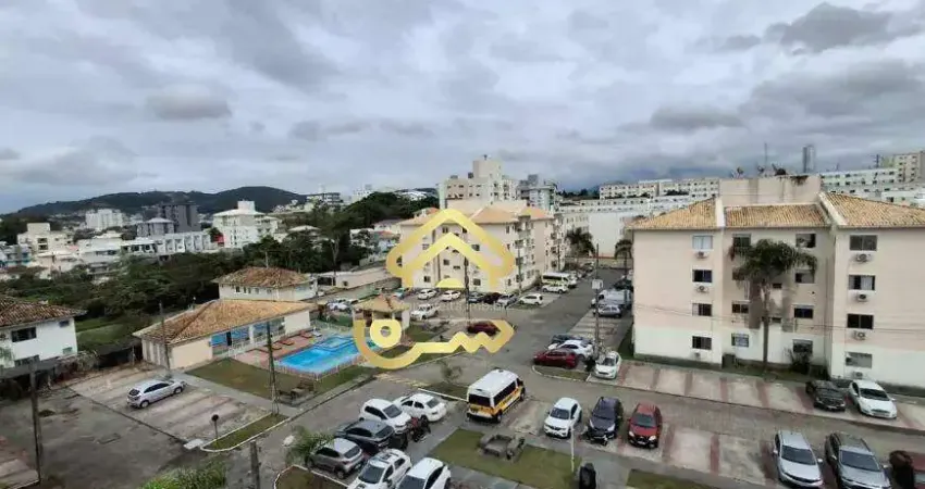 Apartamento à venda, no Bairro Areias, São José-SC, com 2 quartos, sendo , com 1 vaga