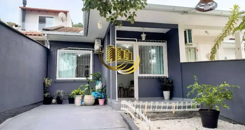 Casa à venda, no Bairro São Sebastião, Palhoça-SC, com 2 quartos, sendo , com 2 vagas