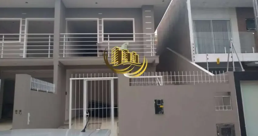 Sobrado à venda, no Bairro Potecas, São José-SC, com 2 quartos, sendo 1 suíte, com 1 vaga
