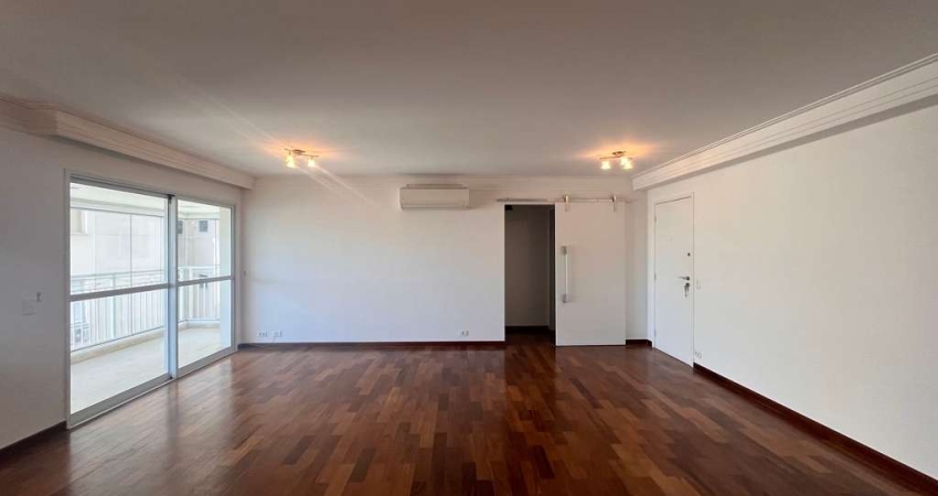 Apartamento com 3 quartos para alugar na Rua Matias Aires, Consolação, São Paulo