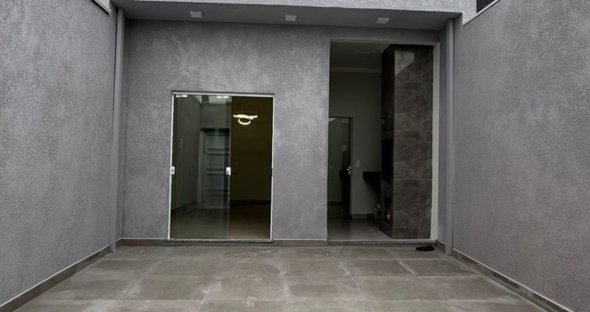Casa à Venda no Jardim Lívia I – Oportunidade Imperdível!