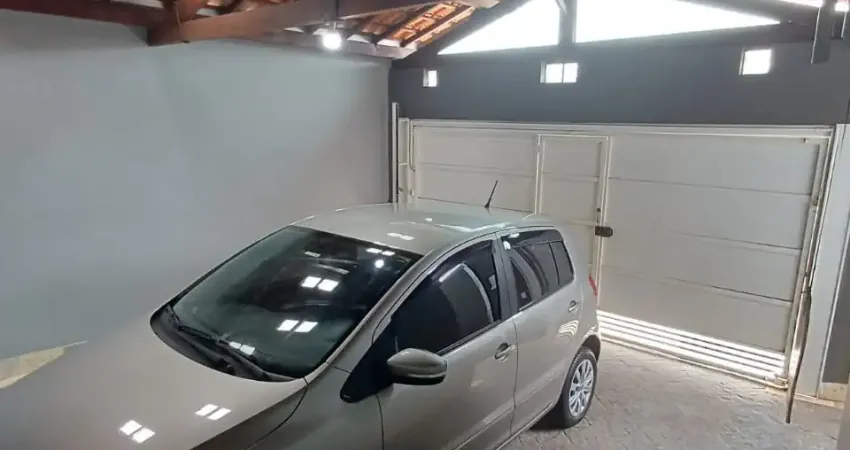 Casa com 2 quartos à venda no Jardim Ypê, Botucatu 