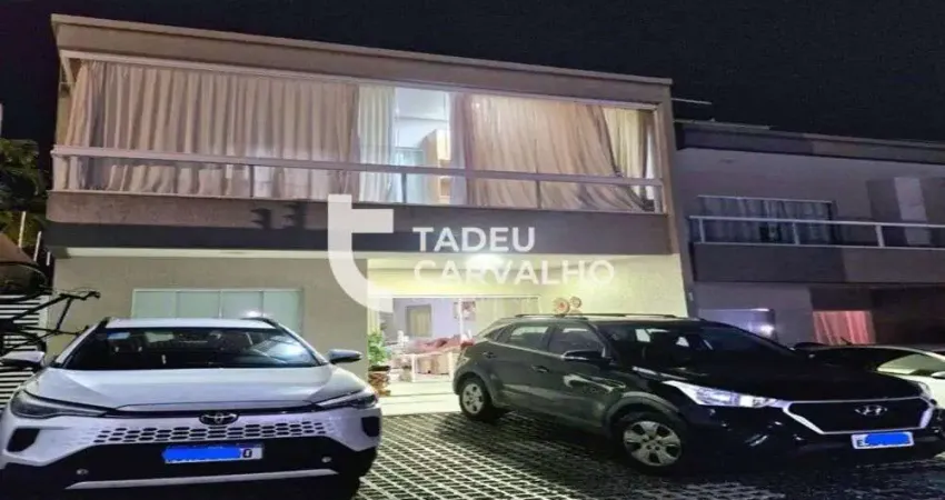 Residencial Versalhes - Excelente Casa com 4 suítes, piscina em Condomínio fechado
