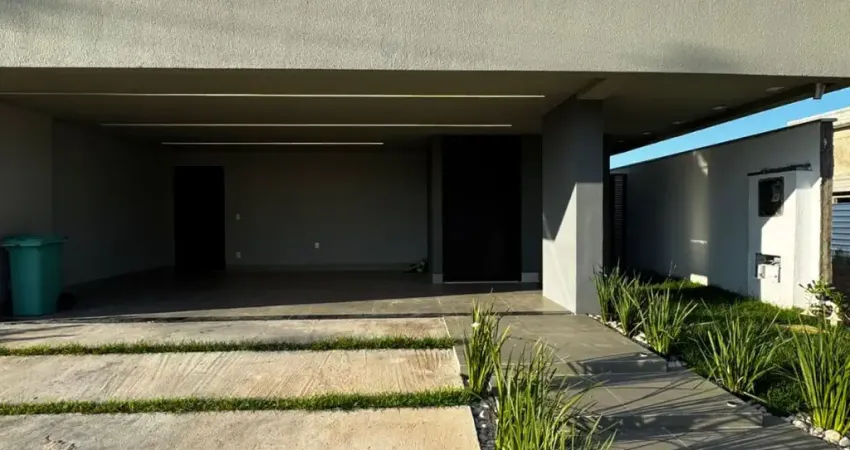 CASA TÉRREA COM 3 SUÍTES À VENDA - FLORAIS DO PARQUE