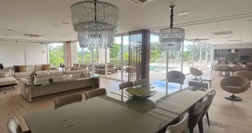 CASA TÉRREA COM 5 SUÍTES À VENDA, 3333m2 - COND JAPUIRA