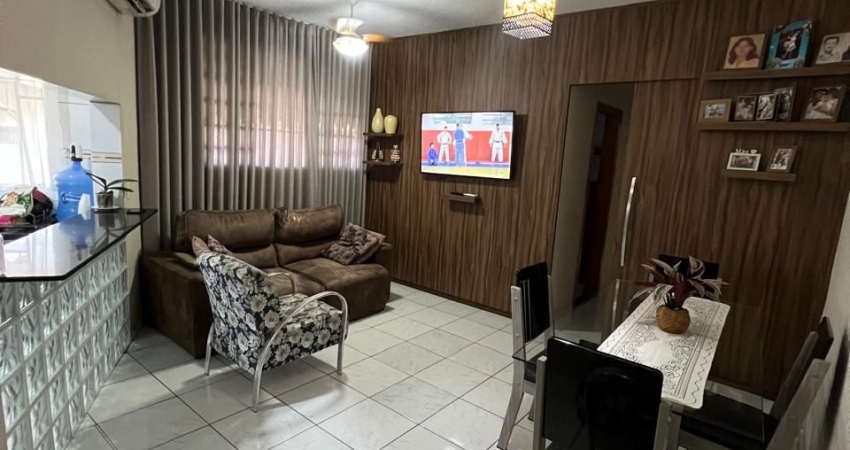 Imóvel com 2 quartos à venda, 66m2 - Bairro Coophamil