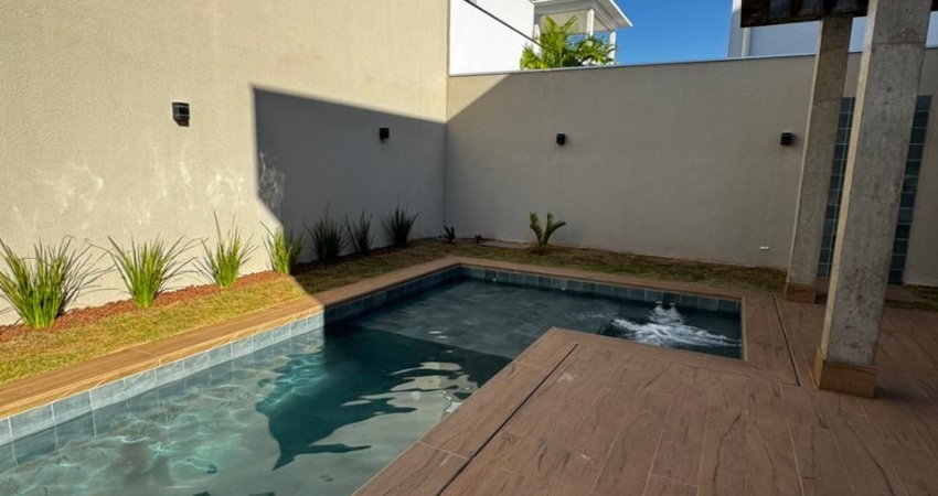SOBRADO COM 3 SUÍTES À VENDA, 242m2 -COND BELVEDERE 2