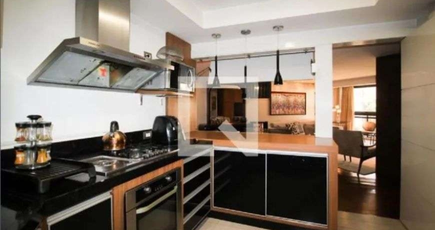 Imóvel para aluguel possui 120 metros quadrados com 2 quartos em Moema - São Paulo - SP