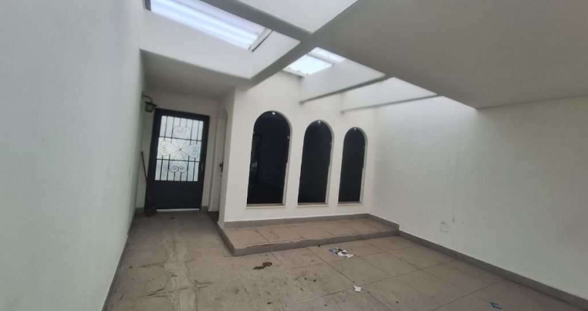 Sobrado com 3 dormitórios para alugar, 180 m² por R$ 4.100/mês - Mooca