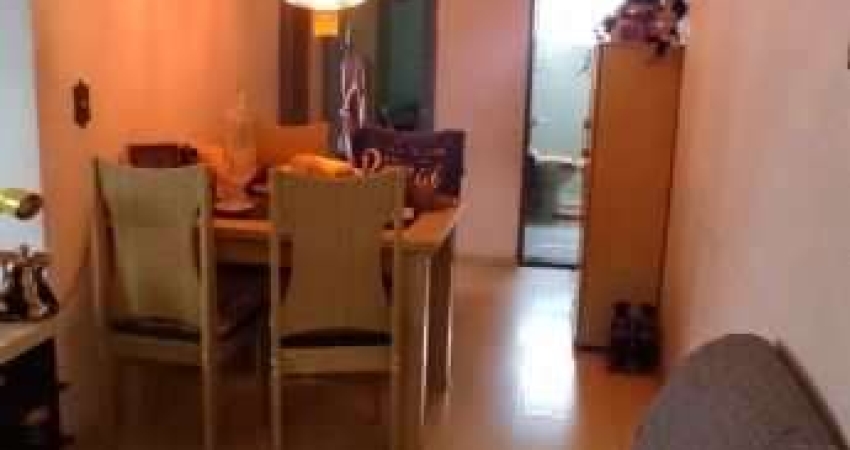 Apartamento com 2 quartos, Brás, METRÔ - R$ 320 mil, Cod: 8270