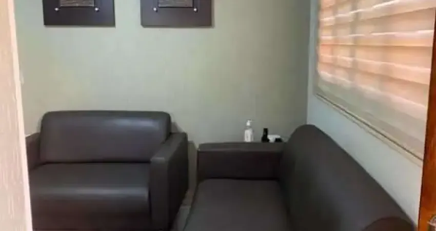 Casa 3 dormitórios e 2 vagas, por R$ 620.000 - Mooca