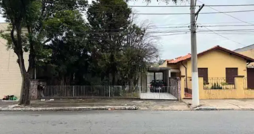 Terreno à venda na Rua do Acre, 721, Vila Bertioga, São Paulo