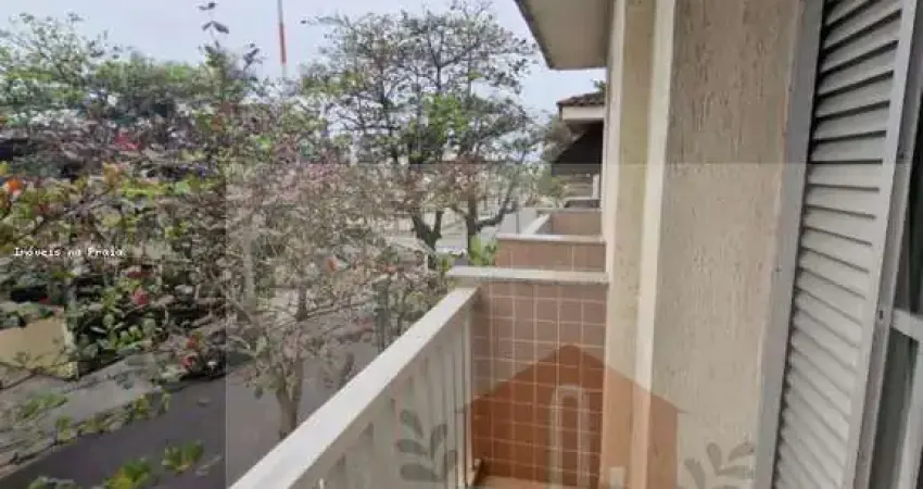 Apartamento com 3 dormitórios lado praia 1 vaga na Enseada