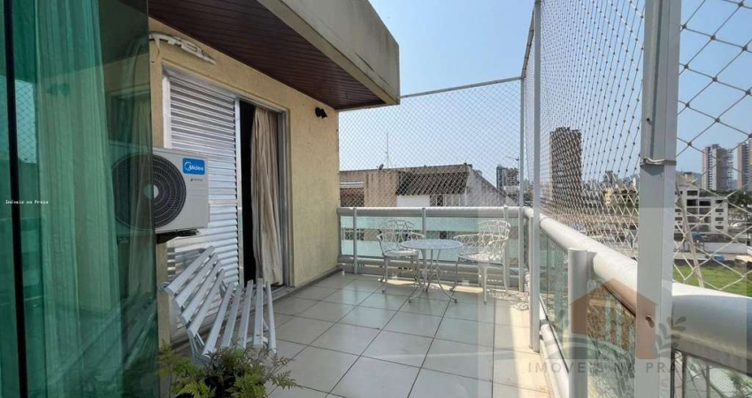 Cobertura penthouse reformada com 3 dormitórios 2 vagas na Enseada