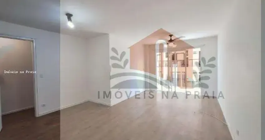 Apartamento reformado com 3 dormitórios 1 vaga lado praia na Enseada