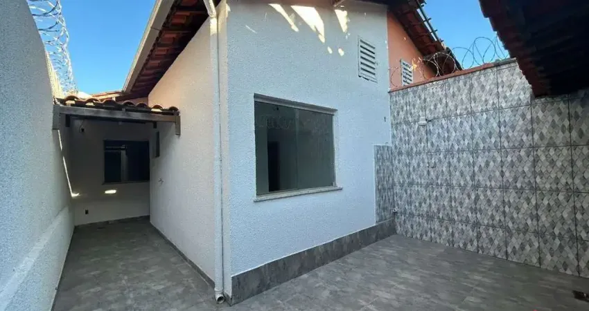Casa com 2 quartos à venda na Doze, 271, Jardim Verona, Ribeirão das Neves