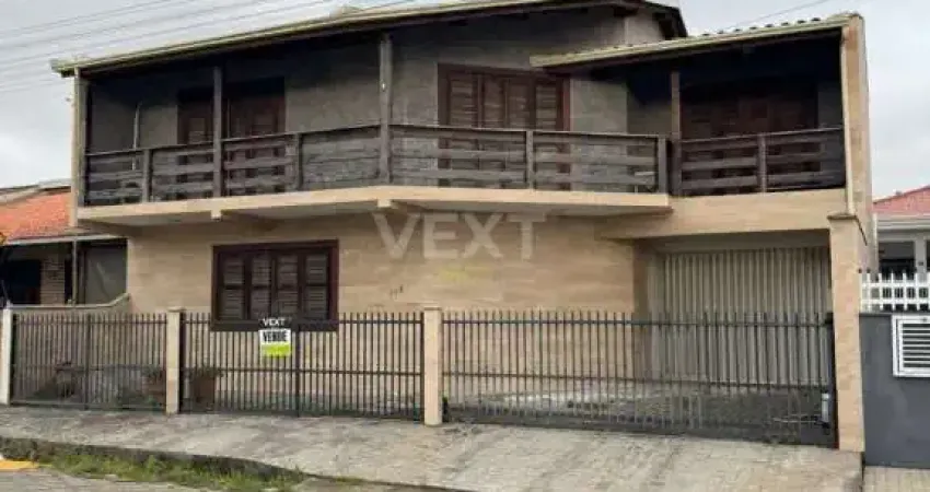 Casa com 2 quartos à venda no Centro, Penha 