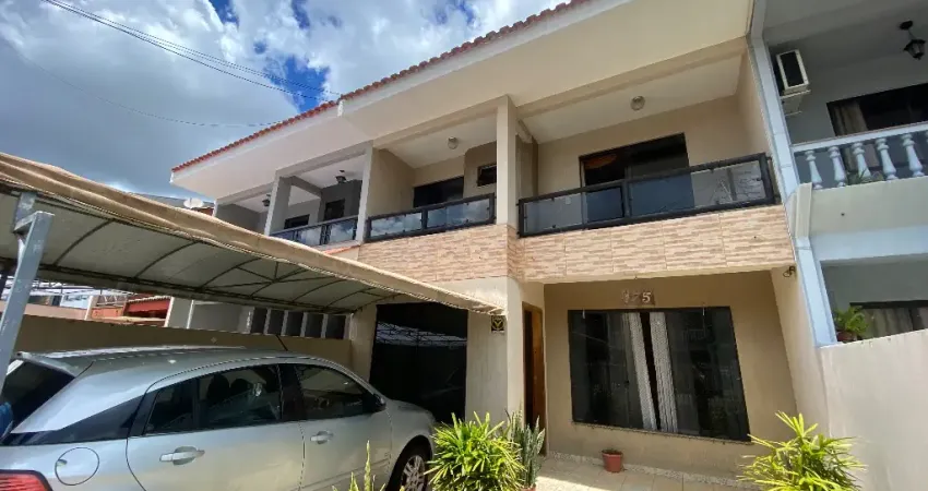 Casa com 3 quartos à venda na Rua Arival Ribas Kramer, 175, Dos Estados, Guarapuava